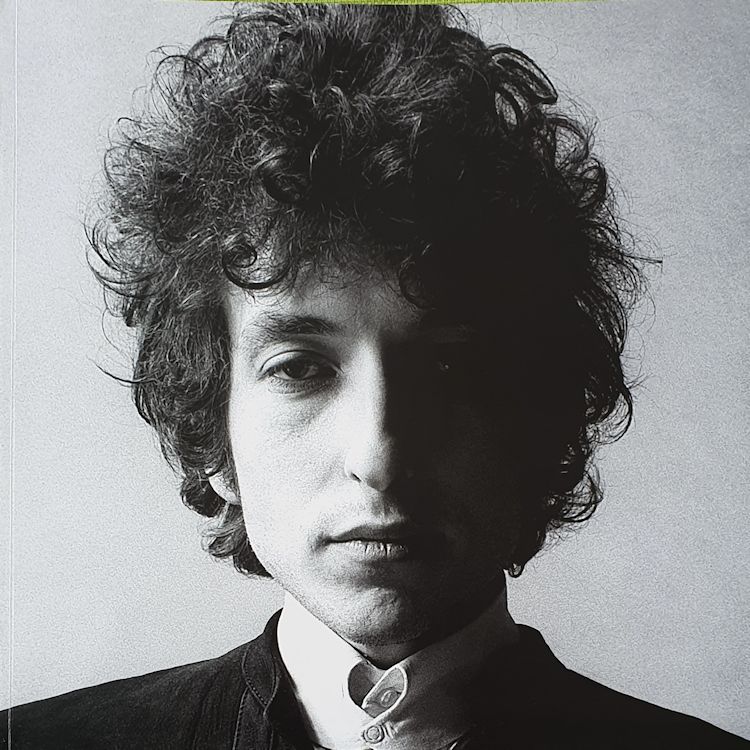catalography in box of vision Bob Dylan book