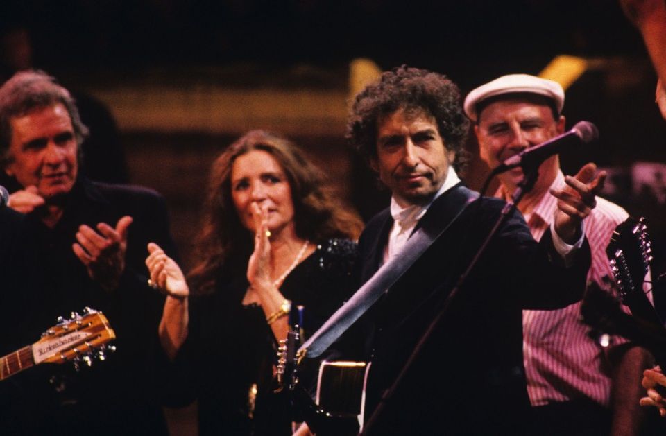 nyc madison square garden dylan on stage