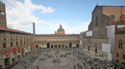 Bologna piazza maggiore