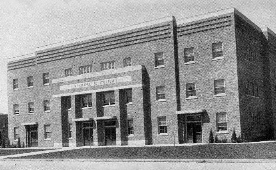 norfolk municipal auditorium.jpg
